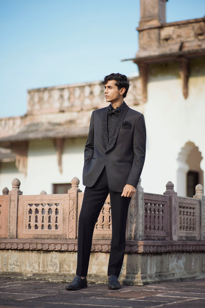 Essential Black Tuxedo with Hand-Embroidered Collar, Paired with Black Shirt and Trousers
