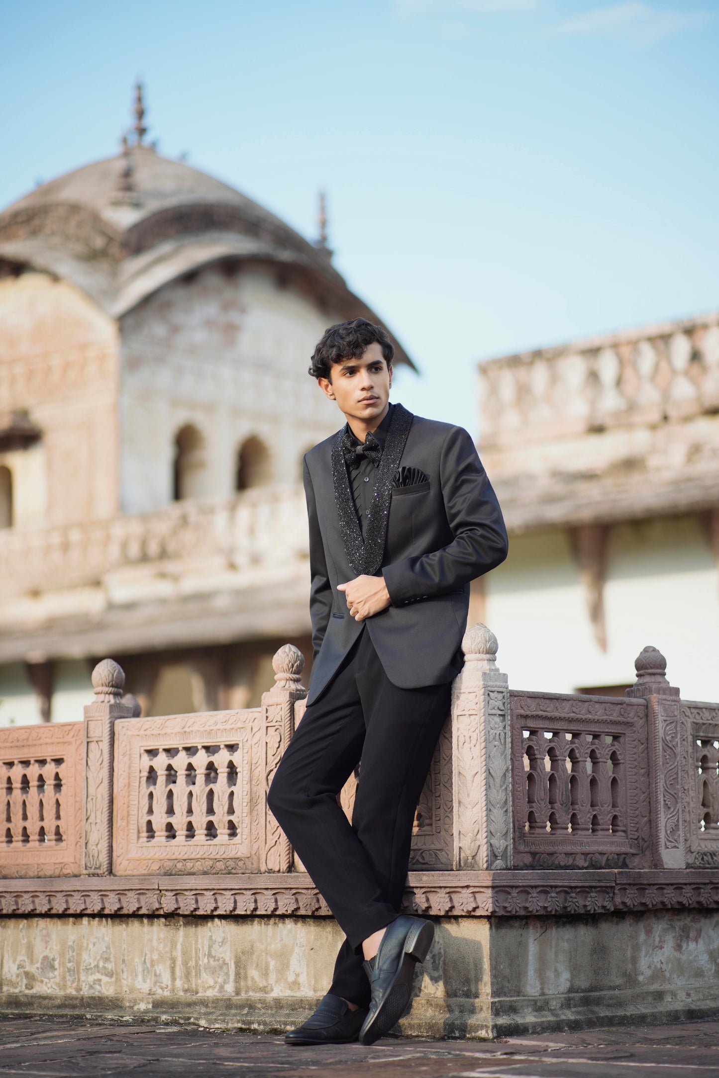 Essential Black Tuxedo with Hand-Embroidered Collar, Paired with Black Shirt and Trousers