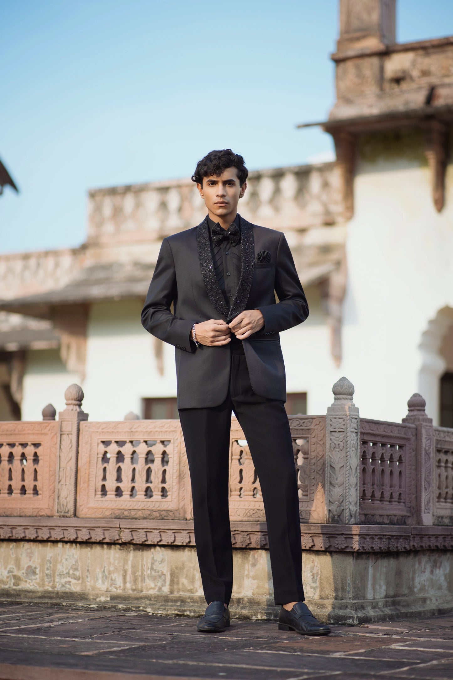 Essential Black Tuxedo with Hand-Embroidered Collar, Paired with Black Shirt and Trousers