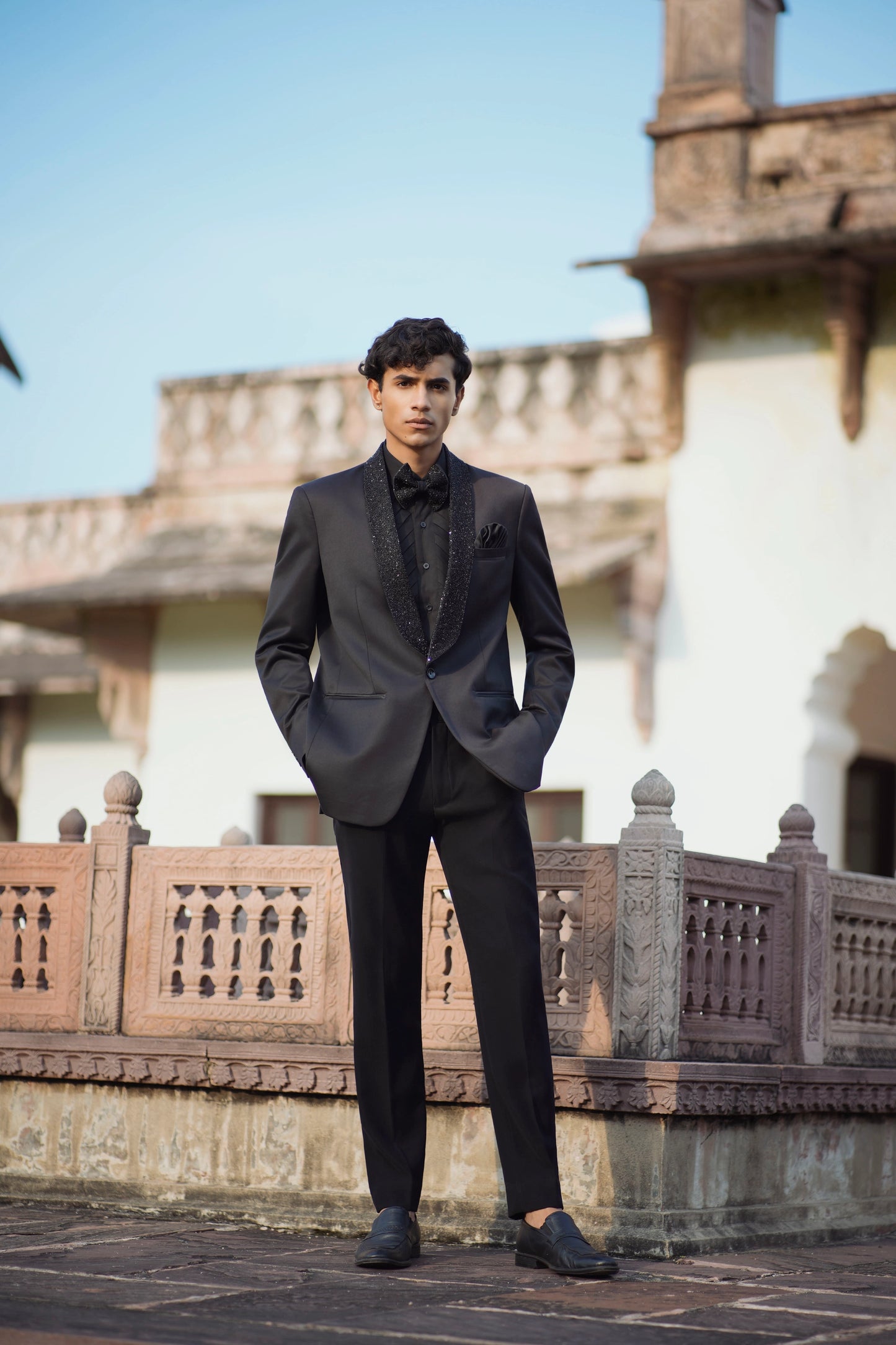 Essential Black Tuxedo with Hand-Embroidered Collar, Paired with Black Shirt and Trousers