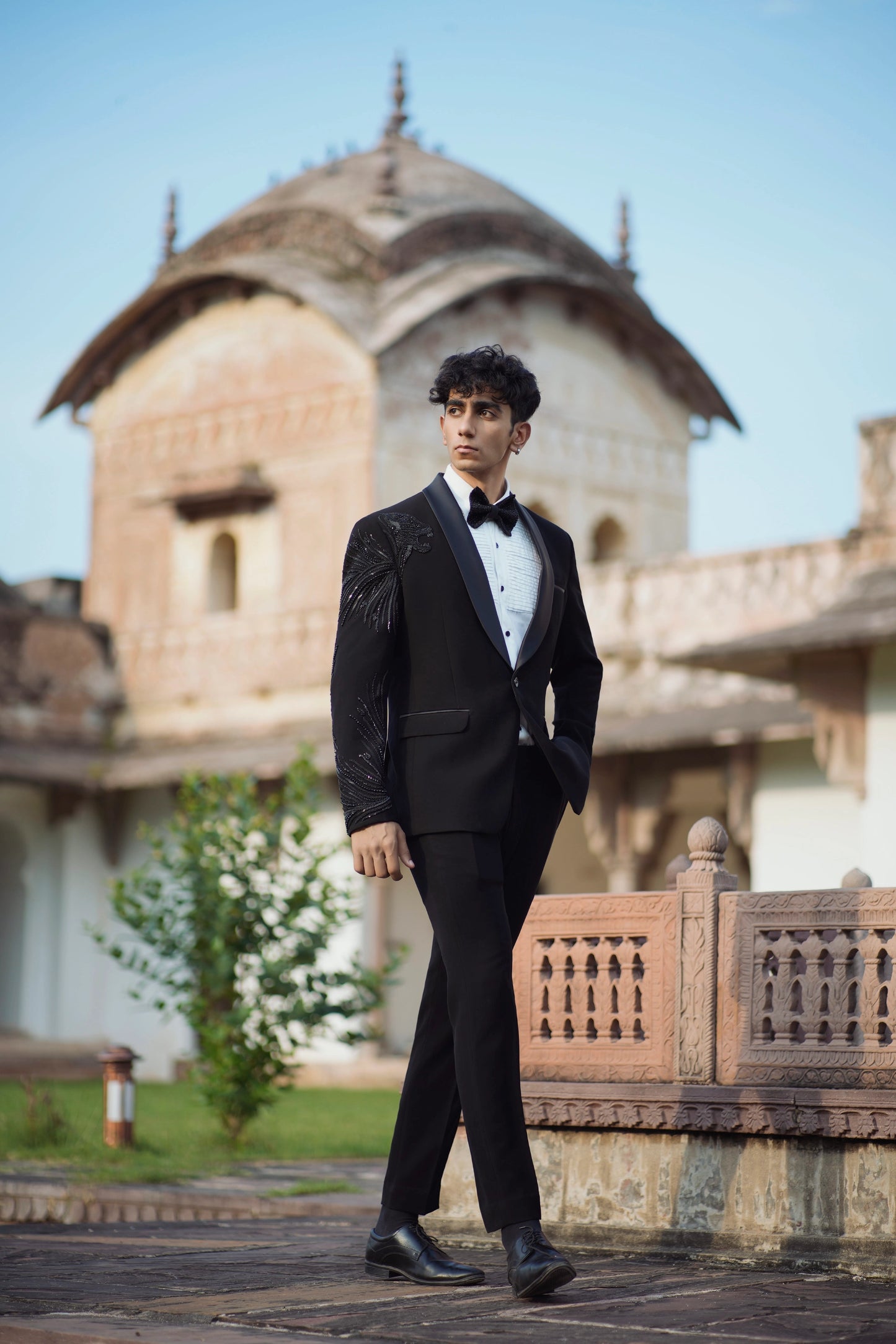 Designer Lion Embroidered Tuxedo Featuring Cutdana Work, Paired with Black Bottoms